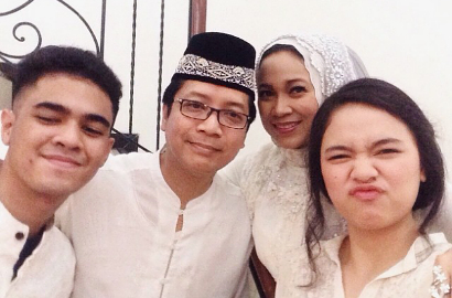 Ibu Resmi Dilamar, Marshanda Masih Betah Menjanda