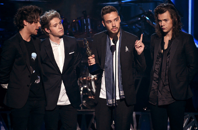Menang di Billboard Music Awards, 1D Persembahkan untuk Zayn Malik