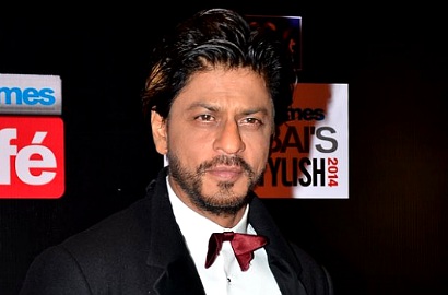 Shahrukh Khan Tetap Syuting 'Raees' Meski Sedang Alami Cedera