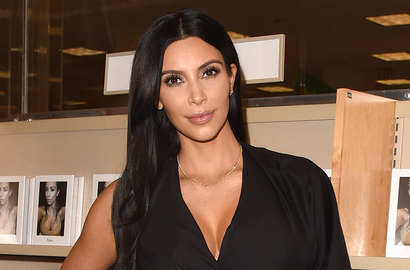 Kim Kardashian soal Ayahnya Ganti Kelamin: Dia Terlihat Sangat Cantik