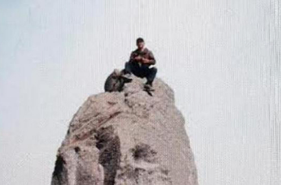 Jenazah Pendaki Eri Yunanto Mulai Dibawa Turun dari Puncak Gunung Merapi