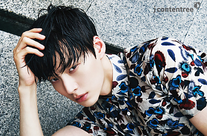 Ahn Jae Hyun Sempat Gugup Jalani Pemotretan Majalah Ceci
