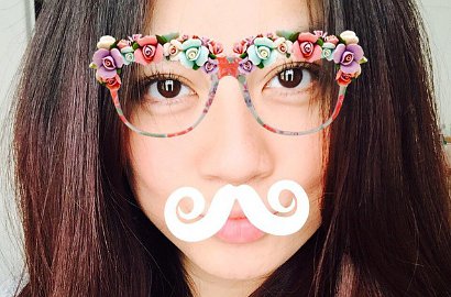 Lucunya Foto Agnes Monica Jahili Pebulutangkis Greysia Polii