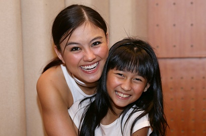 Agnez Mo Dukung Penuh Chloe Sang Keponakan Jadi Penyanyi