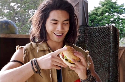 Intip Aksi Yoshi Sudarso, Pemain 'Power Rangers Dino Charge' Asal Indonesia