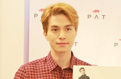 Pamer Rambut Blonde, Lee Dong-wook Makin Tampan
