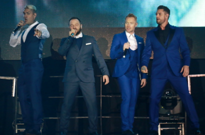 Boyzone Sukses Obati Rindu Fans Era 90-an Lewat Konser Jakarta
