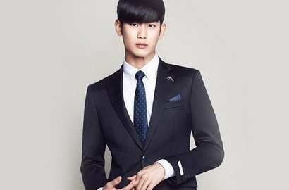 Astaga, Datang ke Tiongkok Kim Soo Hyun Dijaga Ratusan Bodyguard