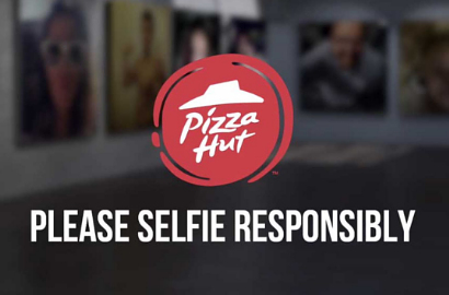 Pizza Hut Peringatkan Bahaya Tongkat Narsis Alias Selfie di Promo Terbaru