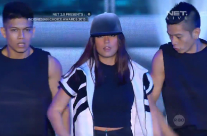 Agnez Mo Ikut Semarakkan Indonesian Choice Awards