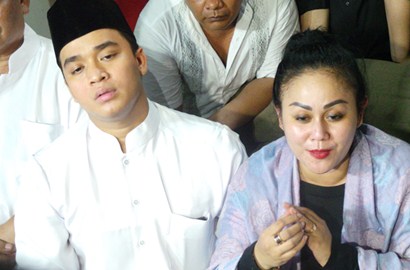 Tak Ingin Seperti Olga, Mak Vera Batasi Job Billy Syahputra