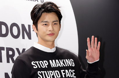 Seo In Guk Tampil Seksi Dalam Foto Terbaru Drama 'I Remember You'