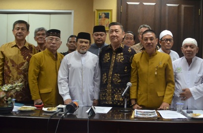 Rhoma Irama Minta Dukungan Umat Budha Selesaikan Masalah Rohingya