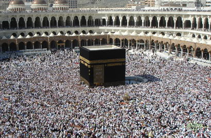 Perbaiki Kiblat, Kejadian Langka Matahari Melintasi Ka'bah Terjadi Hari Ini