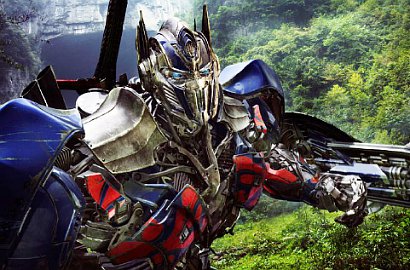 Michael Bay Akan Kembali Sutradarai 'Transformers 5'?