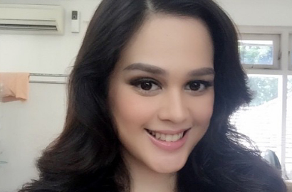 Datang Sendirian ke PGA 2015, Cut Meyriska Simpan Pacarnya Dalam Tas