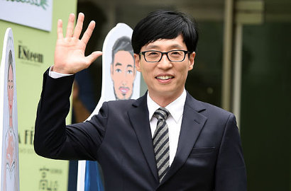 Kesopanan Yoo Jae Seok Saat Selca Bareng Fans Jadi Sorotan Publik