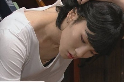 Dijamin Ngakak, Key SHINee Jadi Pembantu Seksi dan Cantik di 'SNL Korea'