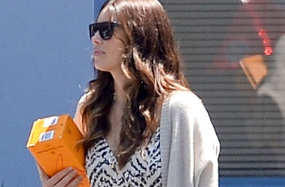 Penampilan Pertama Jessica Biel Pasca Lahirkan Anak Justin Timberlake