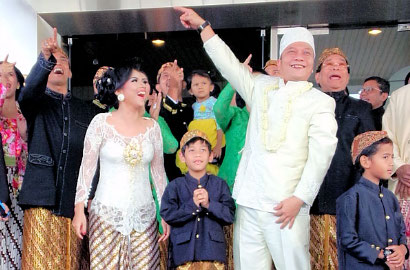 Iwa K Grogi Ditanya Gigi Gingsul Istri Baru Mirip Selfi 'KDI'