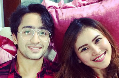 Ayu Ting Ting dan Shaheer Pamer Video Lucu, Fans Bahas Andi Arsyil