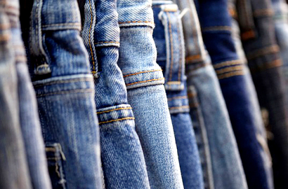 Celana Jeans Disebut Sebagai Penyebab Gempa Bumi, Kok Bisa?