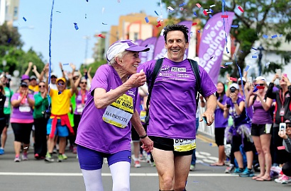 Nenek Usia 92 Tahun Pecahkan Rekor Sebagai Wanita Tertua Ikut Marathon