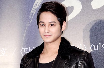 Turunkan Berat 14 Kg Demi 'Hidden Identity', Ini Penampilan Kim Bum