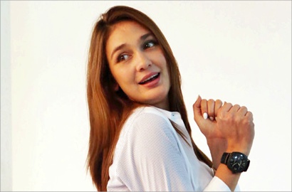 Asyiknya Luna Maya dan Reino Pacaran di Bawah Laut
