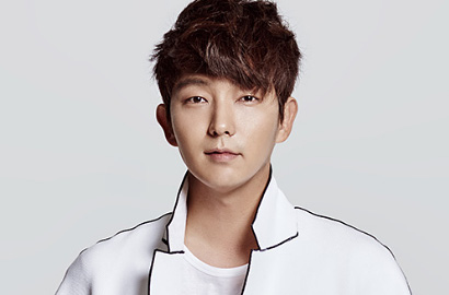 Intip Penampilan Lee Jun Ki Jadi Vampir di 'Scholar Who Walks the Night'