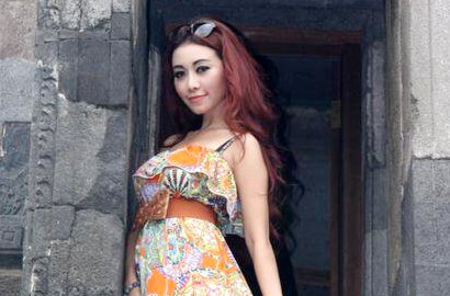 Diisukan Artis Prostitusi, Baby Sexyola Langsung Ungkap Pernikahannya