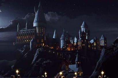 JK Rowling Bocorkan Sekolah Sihir di 'Fantastic Beasts and Where to Find Them'
