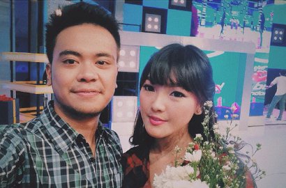 Baru Jadian, Pacar Keluhkan Sifat Cemburuan Reza SMASH