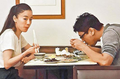 Ken Zhu Dirumorkan dengan Han Wen Wen, Mantan Tak Setuju