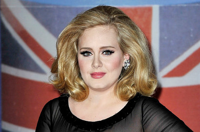Raih Album Terlaris di Inggris, Adele Sukses Kalahkan Rihanna