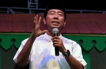 Potongan Rambut Kekinian Haji Lulung di Resepsi Gibran-Selvi