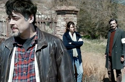 Benicio del Toro cs Terjebak Peperangan di Teaser 'A Perfect Day'