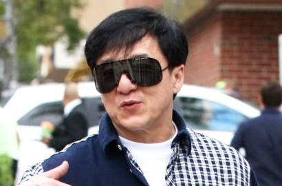 Mantan Selingkuhan Jackie Chan Ikuti Anak Silet Diri Sendiri