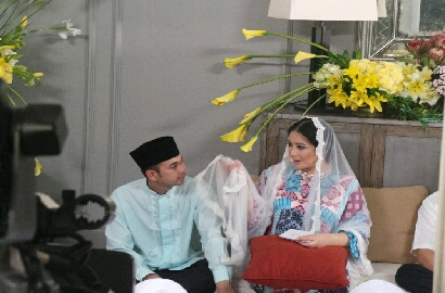 Serba Adat Jawa di Tujuh Bulanan Nagita Slavina dan Raffi Ahmad