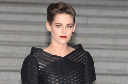 Akui Anaknya Biseksual, Ibu Kristen Stewart Restui Putrinya Pacari Wanita