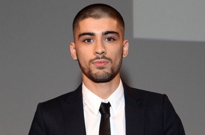 Merdunya Suara Zayn Malik Cover Lagu 'No Type' Rae Sremmurd