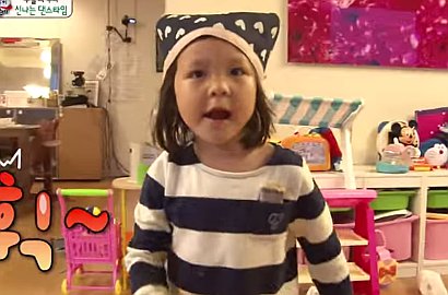 Lucunya Choo Sarang Menari Lagu 'Taxi' SNSD di 'Superman is Back'