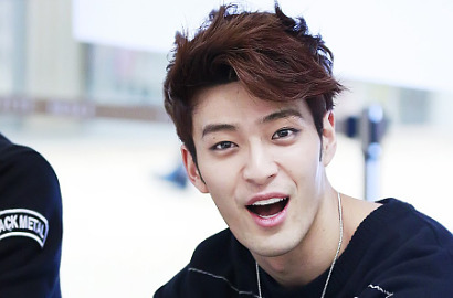 James Lee 'Royal Pirates' Cedera Gara-Gara Tertimpa Pintu Restoran