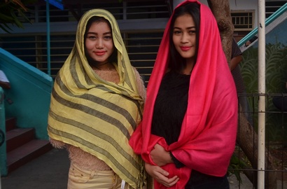 Kini Penampilan Lebih Sopan, Tapi Duo Serigala Tolak Job Karena Hijab
