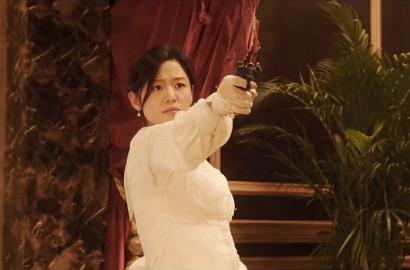 Jun Ji Hyun Tembak Para Tentara Jepang di Trailer 'Assassination'
