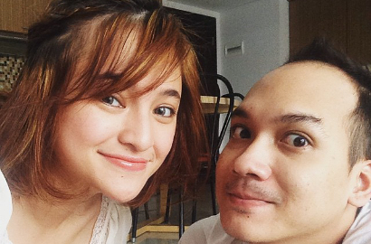 Romantis, Marshanda Kirim Surat Cinta ke Egi John