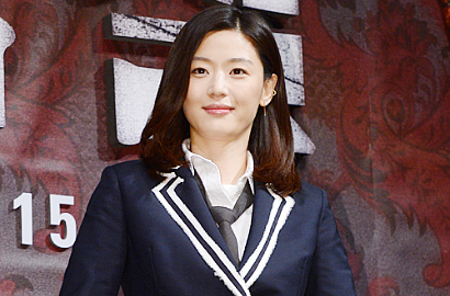 Jun Ji Hyun Serius Belajar Menembak untuk  'Assassination'
