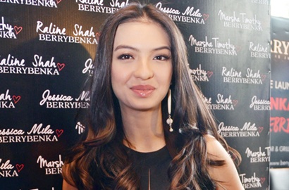 Intip Foto Ayah Raline Shah yang Disebut Mirip Hrithik Roshan dan Elvis Presley