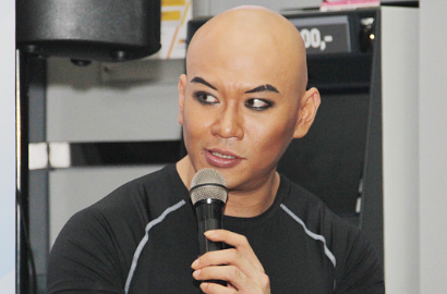 Sering Tampil dengan Make Up, Begini Wajah Polos Deddy Corbuzier