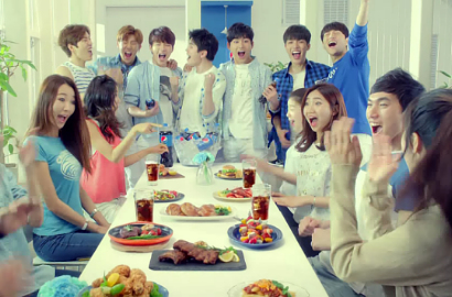 Infinite Bikin Semangat Makan di Video Iklan Pepsi